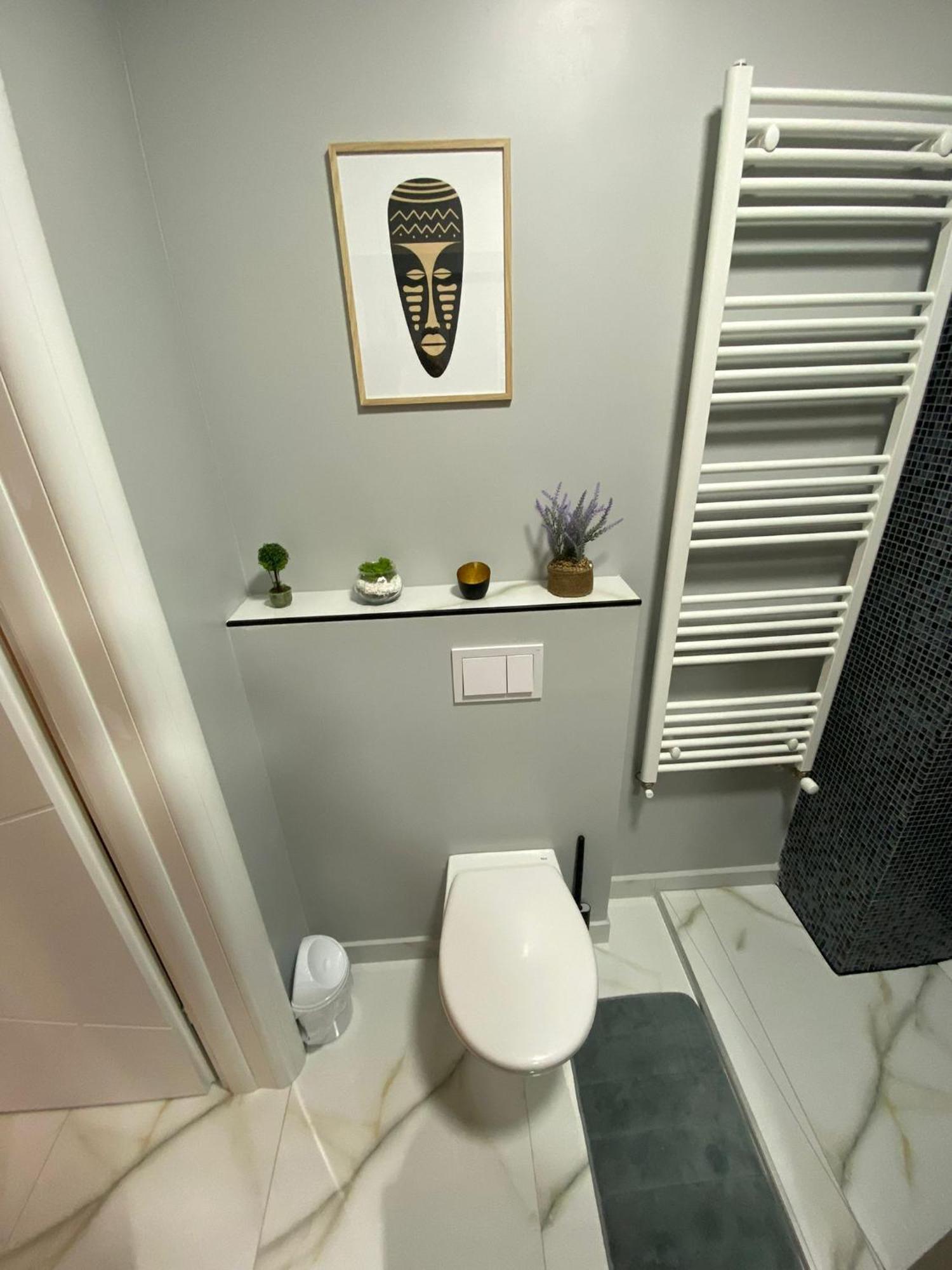 Air Studio & Garden Otopeni Luaran gambar